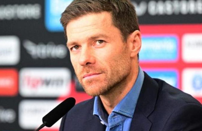 从纪录片视角看哈维&middot;阿隆索：人格魅力与执教特质