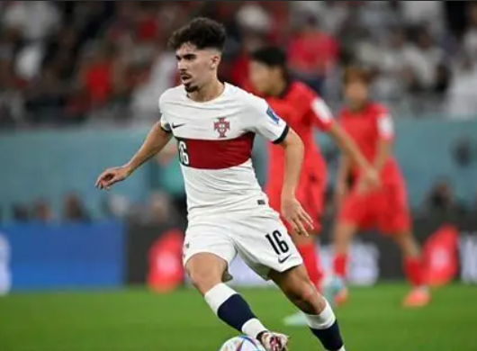 维蒂尼亚盛赞恩里克，巴黎圣日耳曼聚焦未来征程